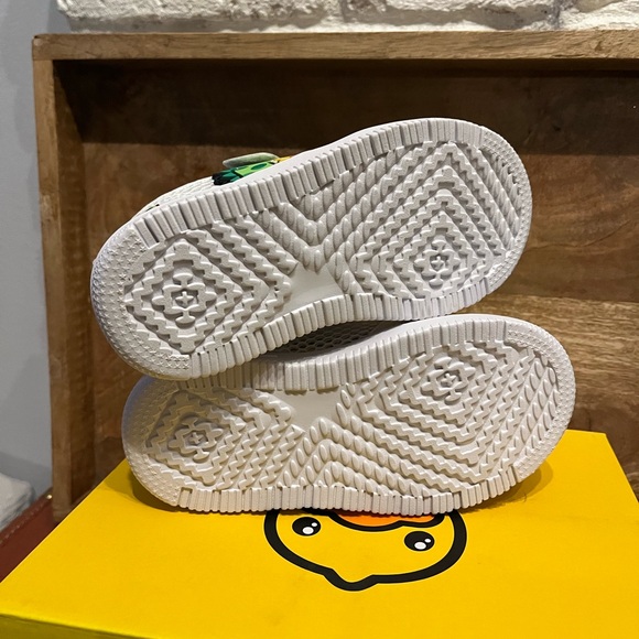 B. Duck Toddler Sneakers, Dragon/Duck, Size 10, New In Box, Adorable! - Picture 6 of 7